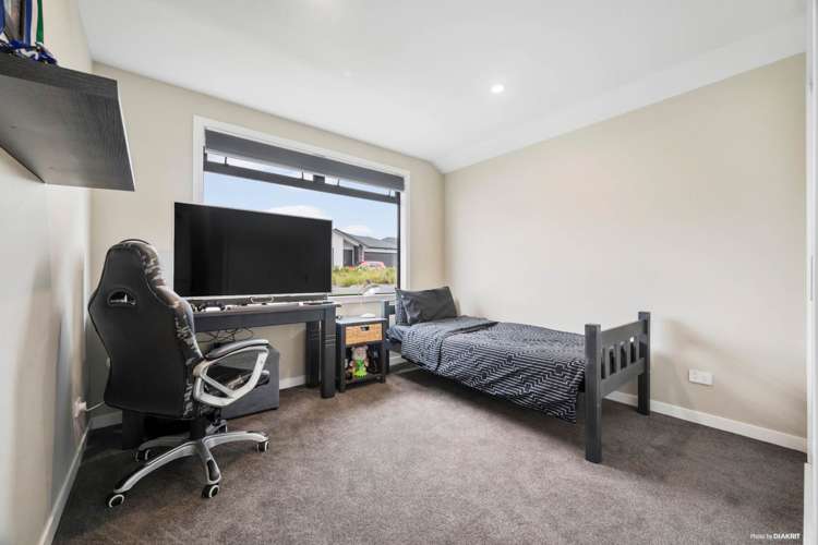 32 Siren Street Wainui_19