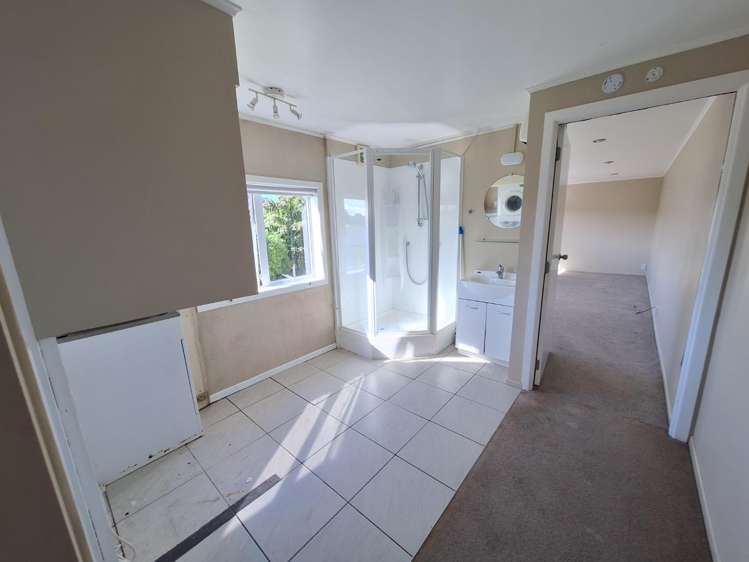 6 Crichton Terrace Hauraki_13