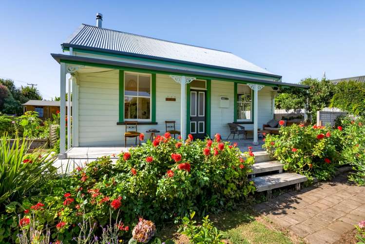 1 Mahuru Lane Okato_9