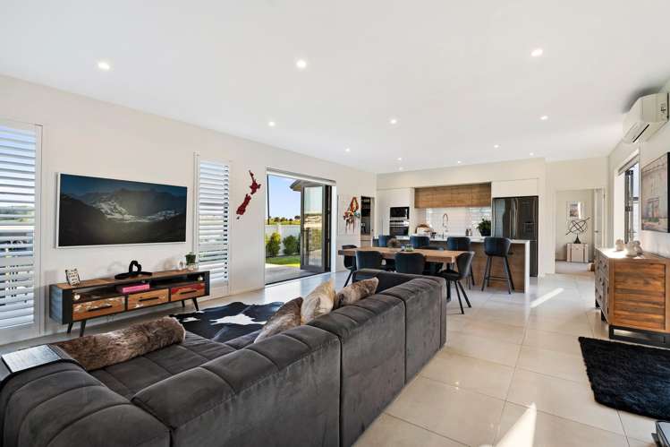 47 Angiangi Crescent Beachlands_17