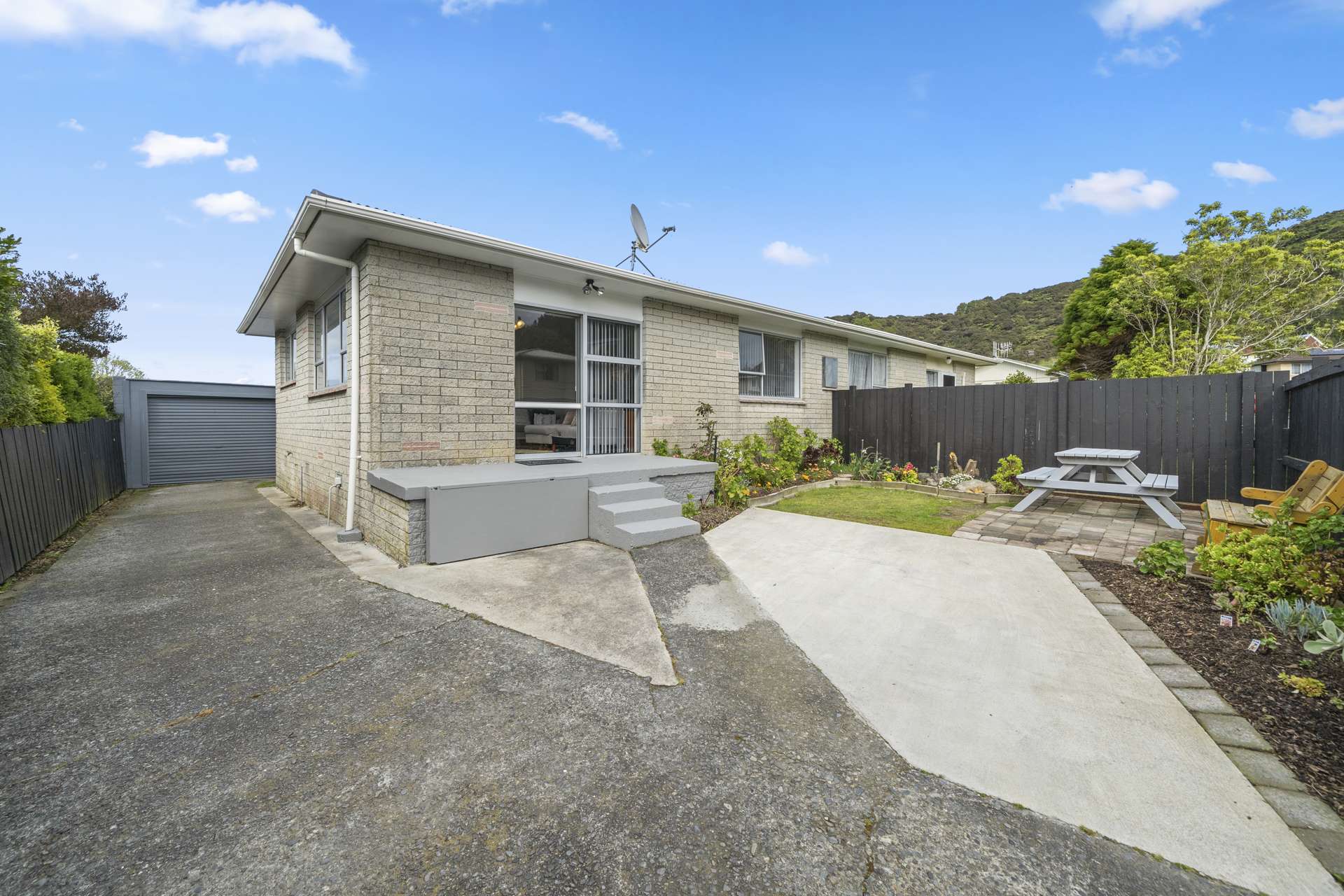 5a Enfield Street Wainuiomata_0