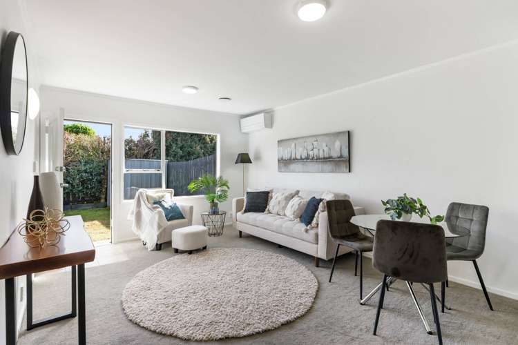 2/27 Harwood Road_0