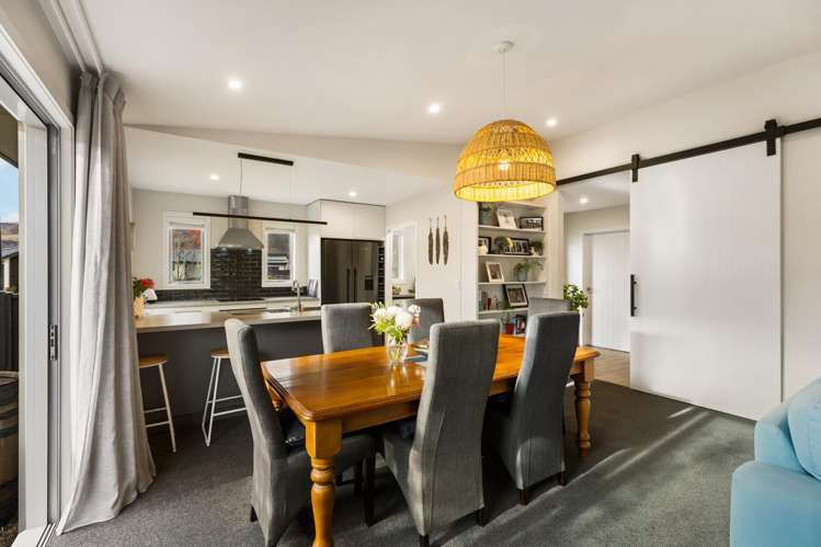 20 Searle Drive_4