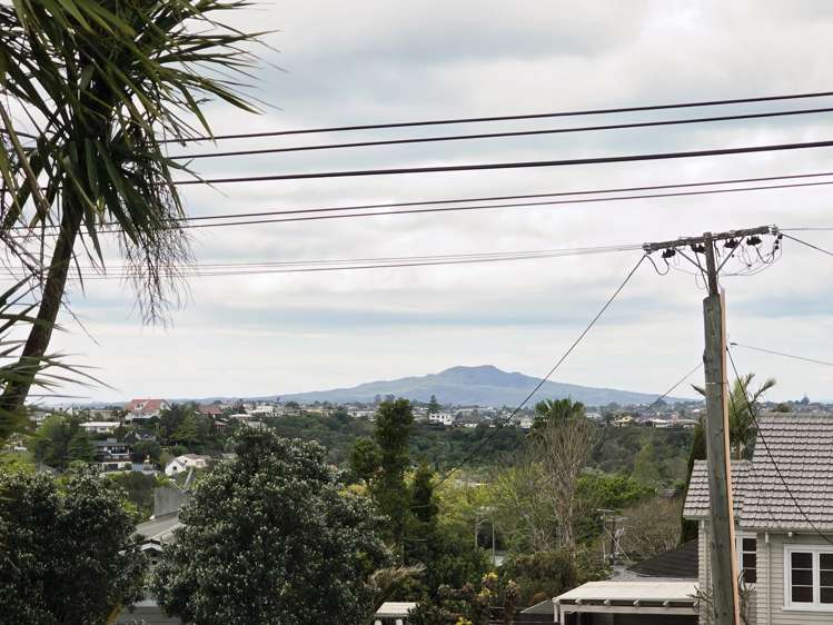 9/4 Woodside Avenue Northcote_1
