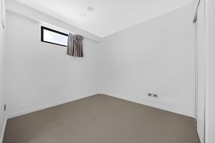 506/10 Lion Place Epsom_19
