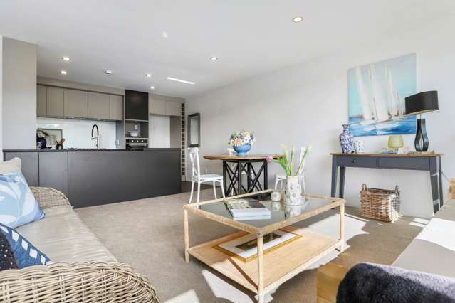 2P Alpers Avenue Epsom_3