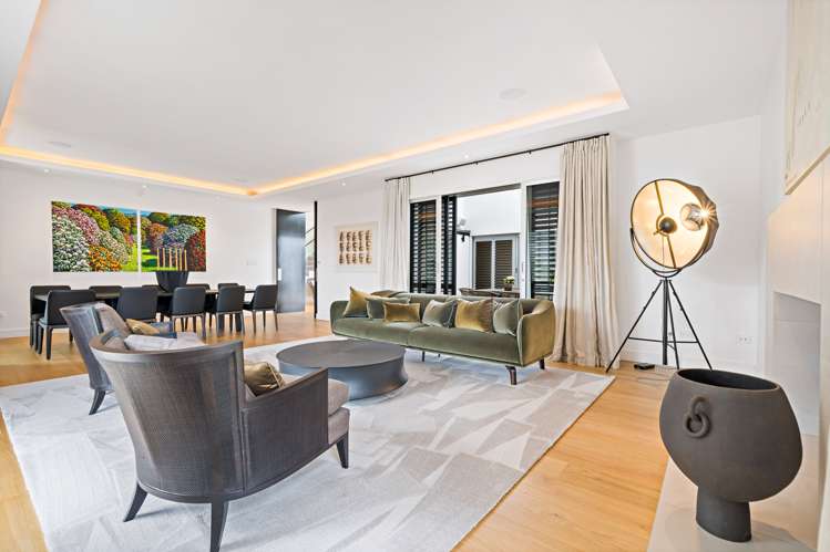 32 Bassett Road Remuera_16