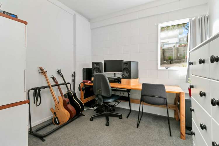 24a Stranolar Drive Mount Roskill_11