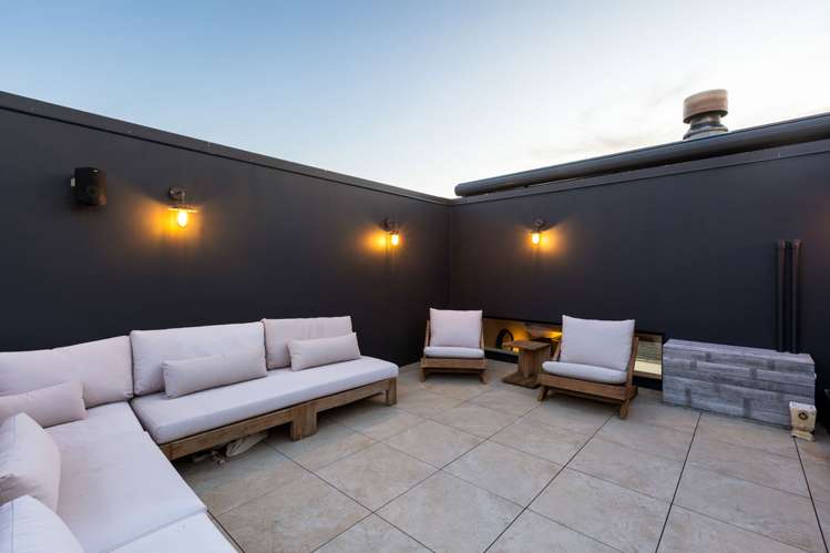 52 King Street New Plymouth Central_27