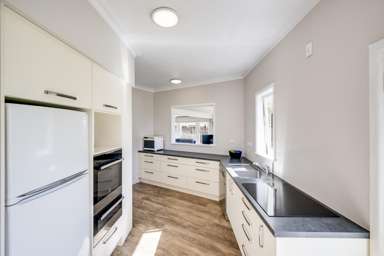 509A Frederick Street West_3