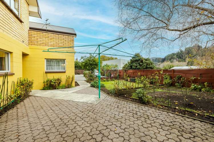 18 Bouverie Street North East Valley_24
