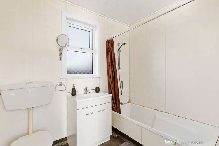 20 Kiwi Street Alicetown_10
