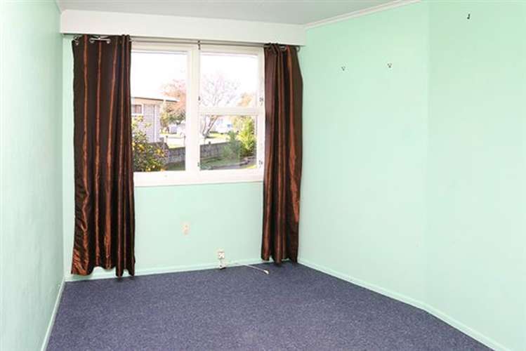 34 Rosalind Street Deanwell_10