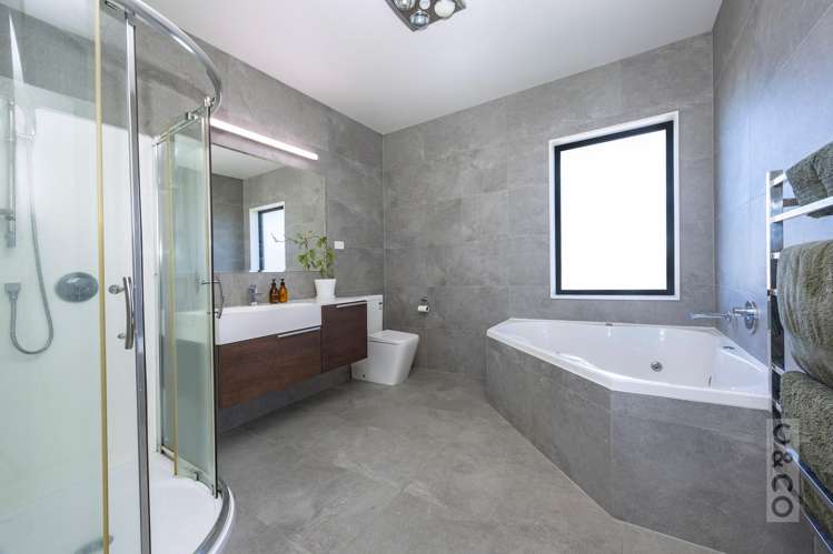 2 Pitoitoi Drive Riverhead_40