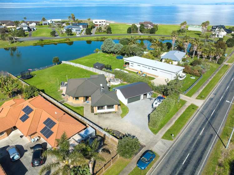 1162 East Coast Road Whakatiwai_19