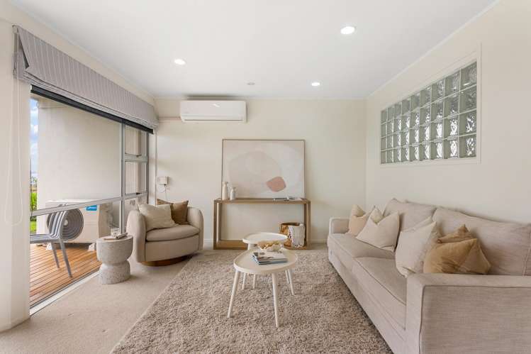 A/5 The Esplanade Eastern Beach_6