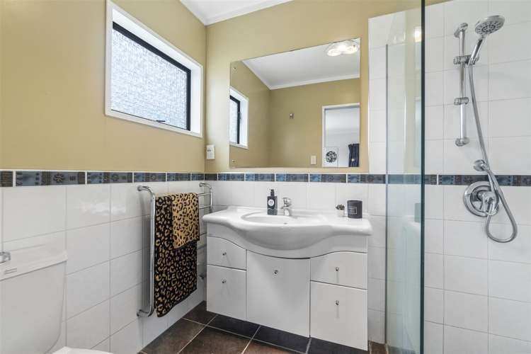 1030 River Road Queenwood_14