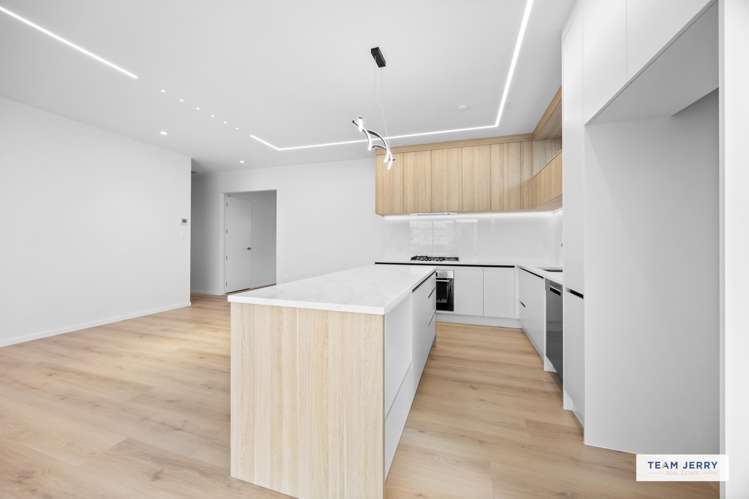 44 Furlough Road Opaheke_9