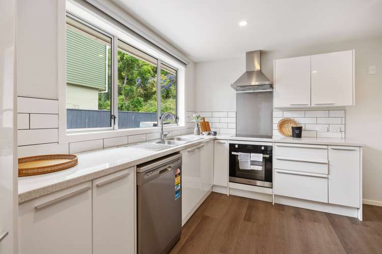 70 Glen Road Raumati South_3