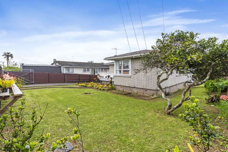 13 Parker Crescent Otara_19
