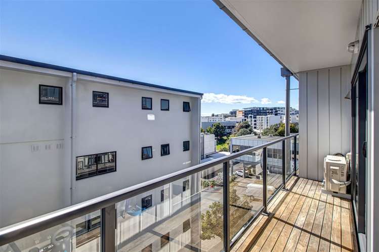 2h/83 New North Road Eden Terrace_12