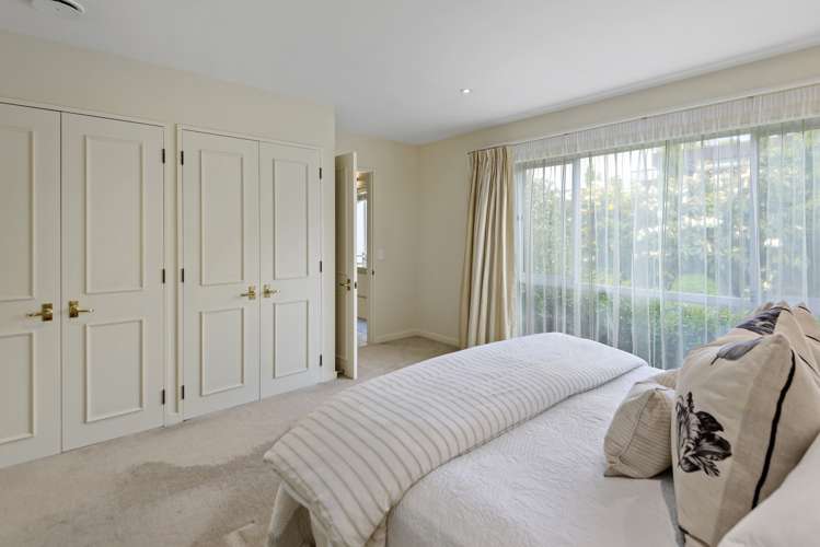 2/89 Merivale Lane Merivale_14