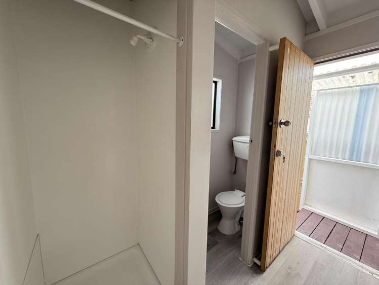 2/14 Brice Street 11209_11