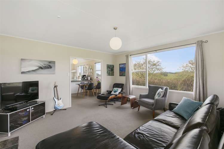 102 Taiapa Road Muriwai_19