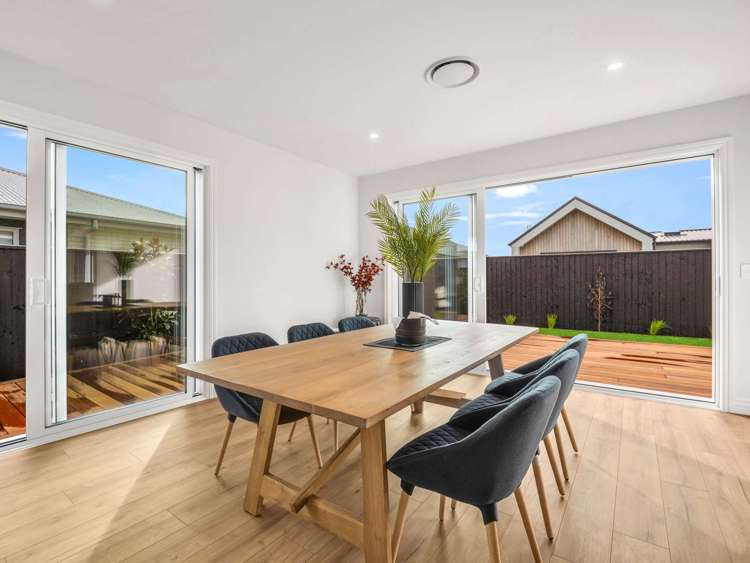 55 Whitehorn Drive Lincoln_11