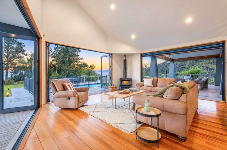 15a Te Papa Road Kawakawa Bay_10