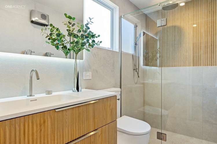 1/99 St Albans Street Saint Albans_15