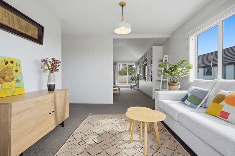 2/20 Tui Glen Road Birkenhead_6