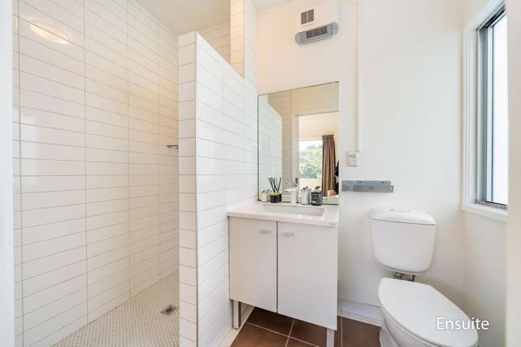 47 Korokoro Road Korokoro_23