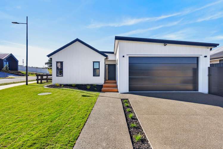 8 Annie Aranui Drive Poraiti_21