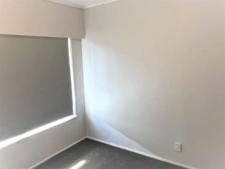 2/12 Ellice Road Totara Vale_10