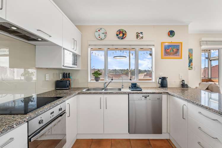 31 Gillett Place Botany Downs_1