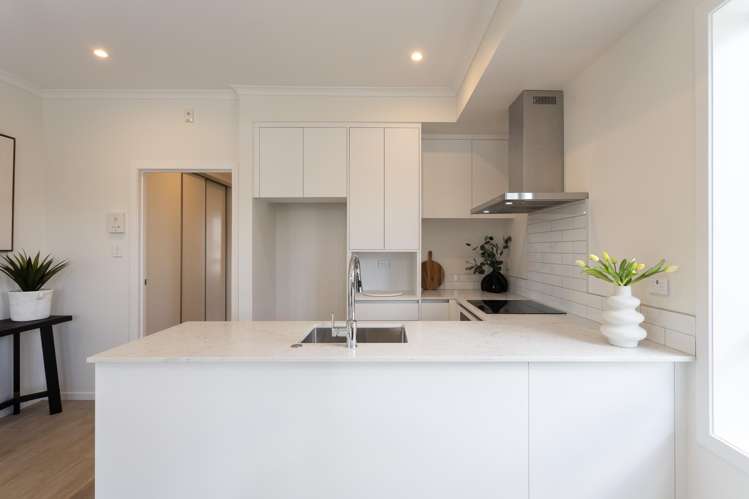 G02/9 Mahana Road Northcote_1