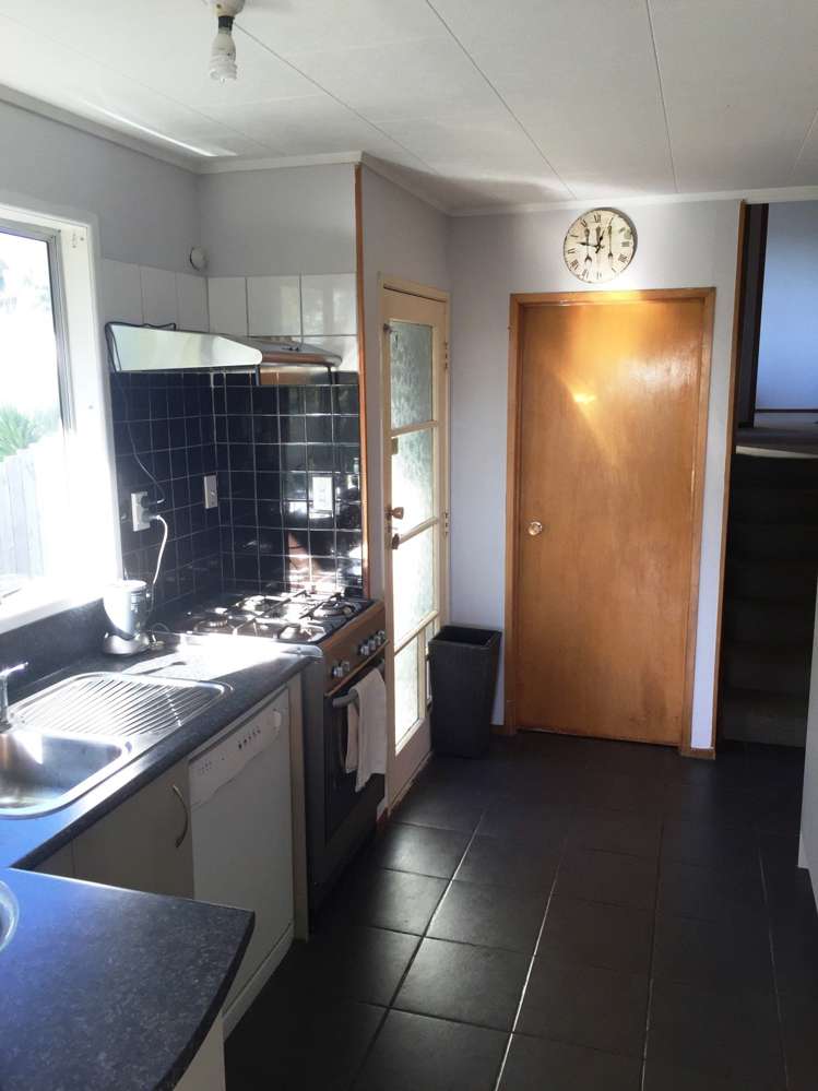 32 Pokapu Street Titirangi_3