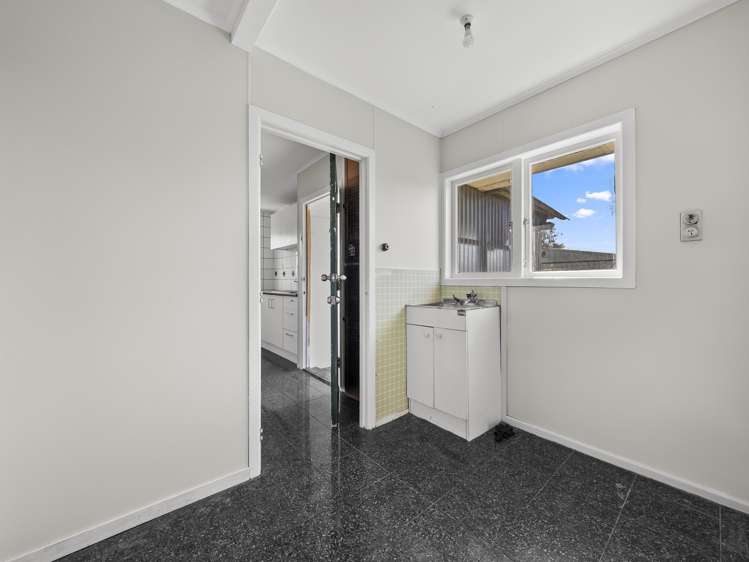 25 Tyrone Street Otara_12