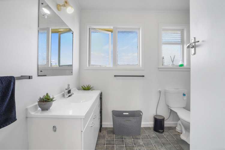 13 Wycola Avenue Hei Hei_11