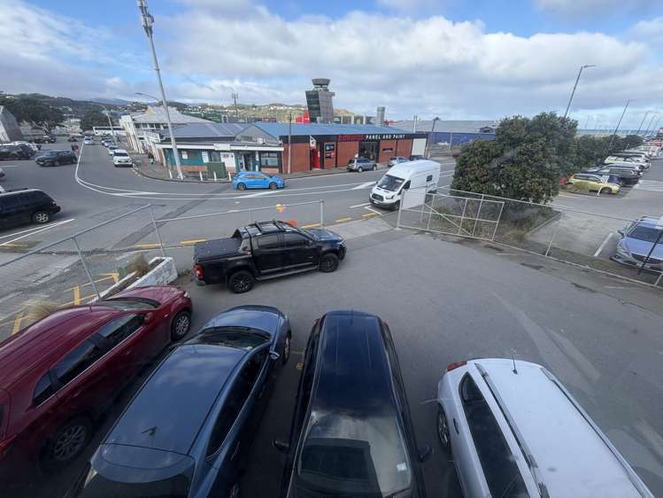 22 Kingsford Smith Street Rongotai_10