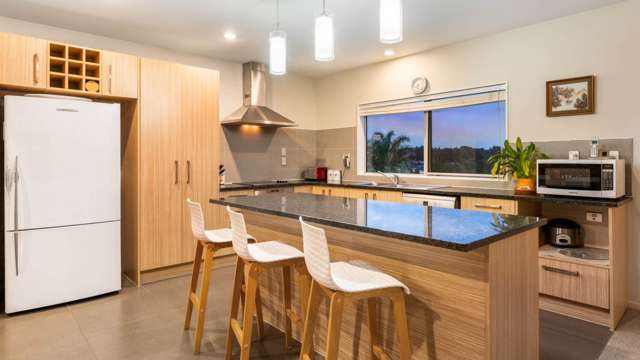 8 Bob Craig Place Pukekohe_2