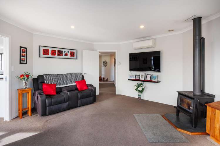 12 Lorenzo Place Kelvin Grove_14