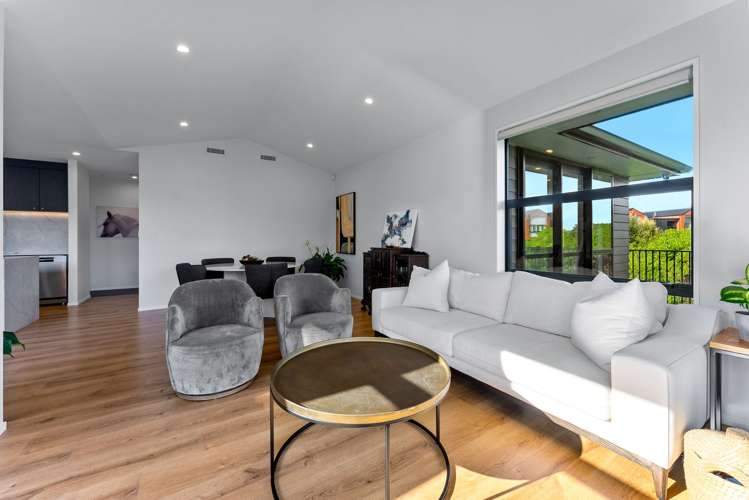82 Hayfield Way_5
