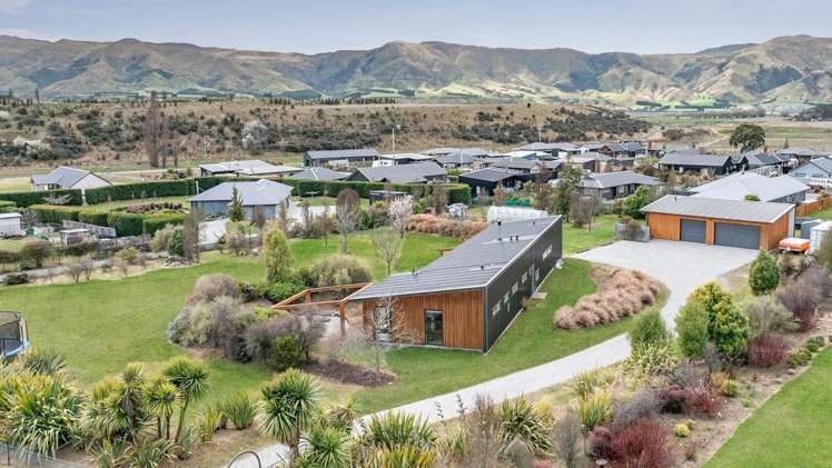 28 Pisa Road Luggate_22