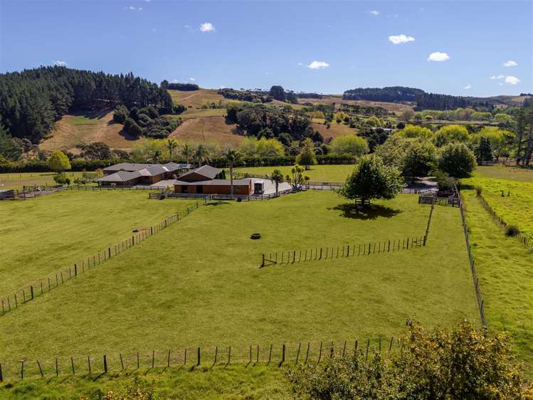 883 Peak Road Waimauku_44