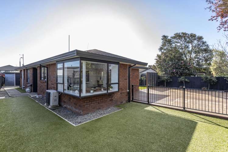 2 Edwins Way Burwood_12