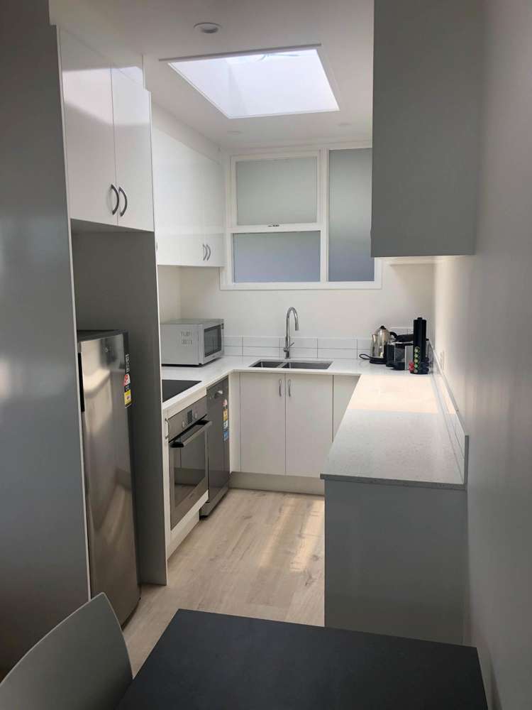 2/23 Edmund Street St Heliers_6