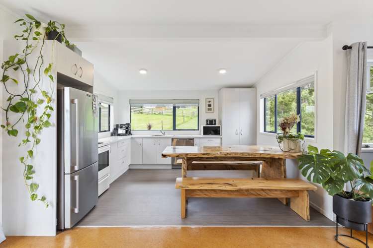 105 Annandale Road Kumeu_9