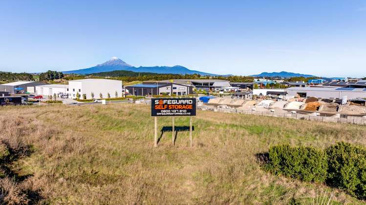 27 Oropuriri Road Waiwhakaiho_6